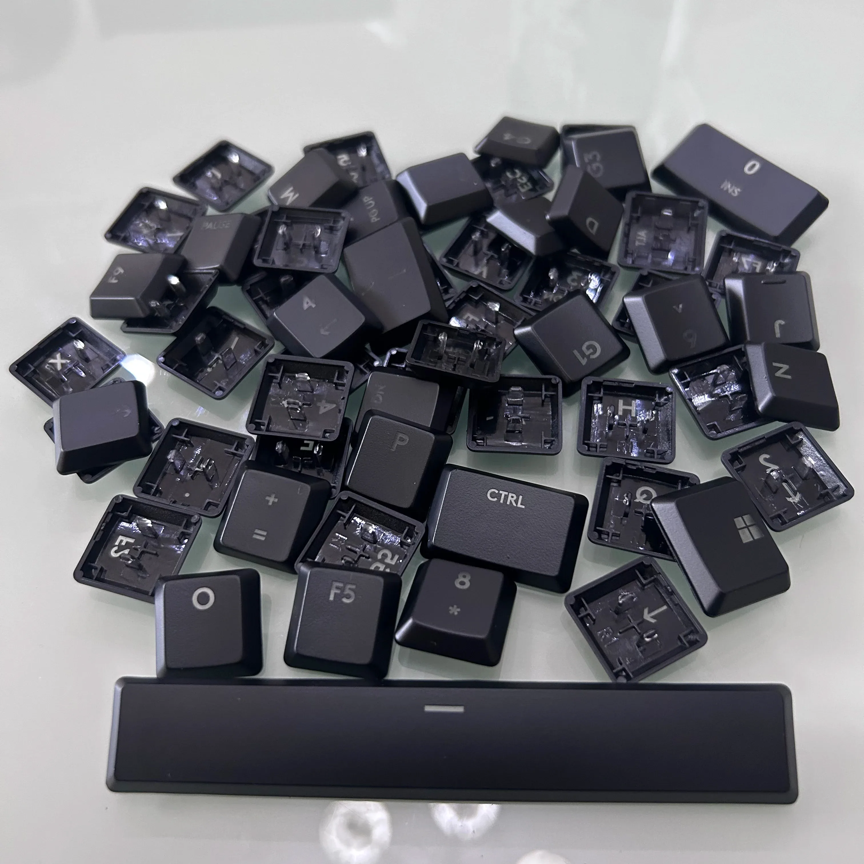 Touches de rechange en ABS transparent pour Logitech G815, G913, G915 et TKL (Dispositions US, UK, DE ISO) - Image 1
