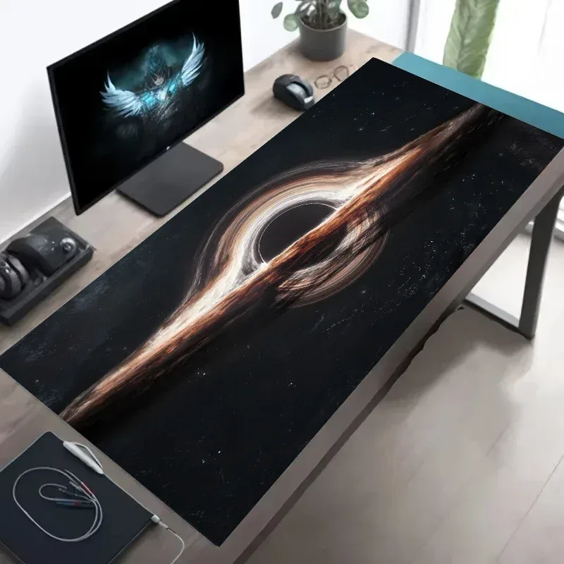 Tapis de souris XXL - Design Trou Noir Cosmique - 900 x 400 mm - Image 1