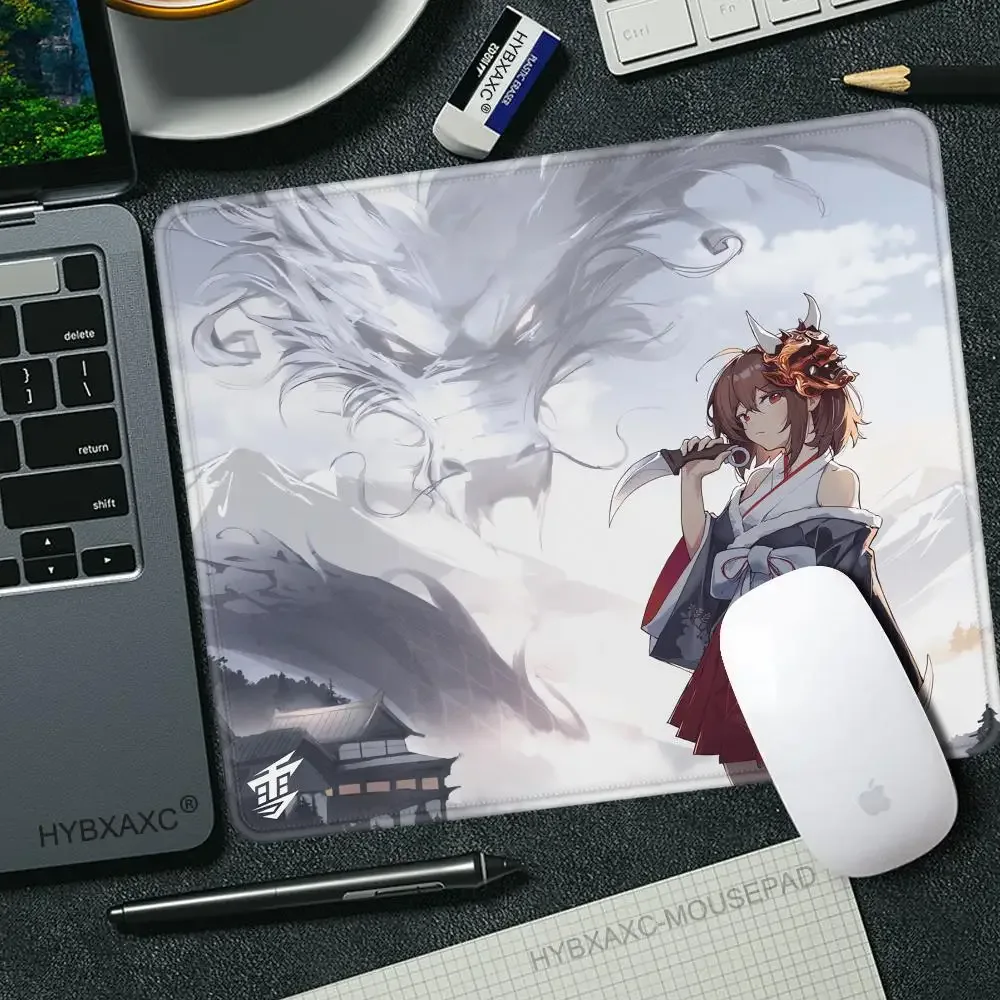 Tapis de souris gaming Yuki Aim Anime - 45 x 40 cm - Antidérapant - Image 4