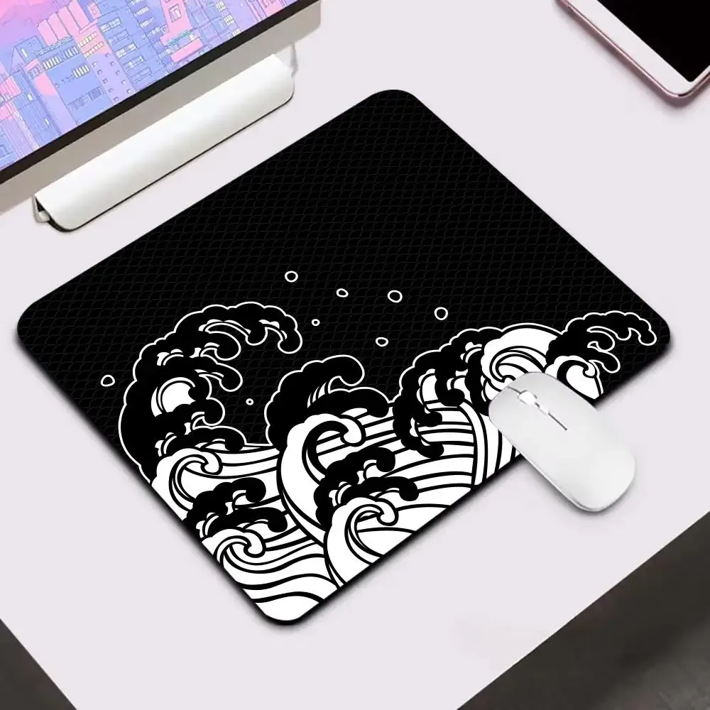Tapis de souris gaming Xs série Wave - Design artistique et antidérapant, 40x45cm - Image 2