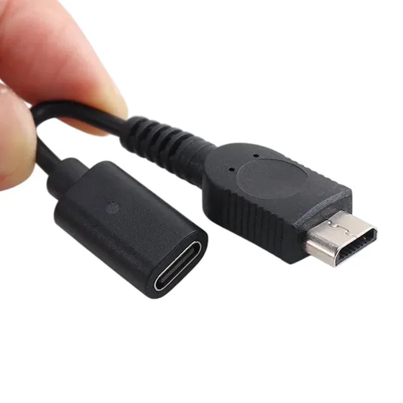 Adaptateur USB-C Game Boy Micro Gros Plan