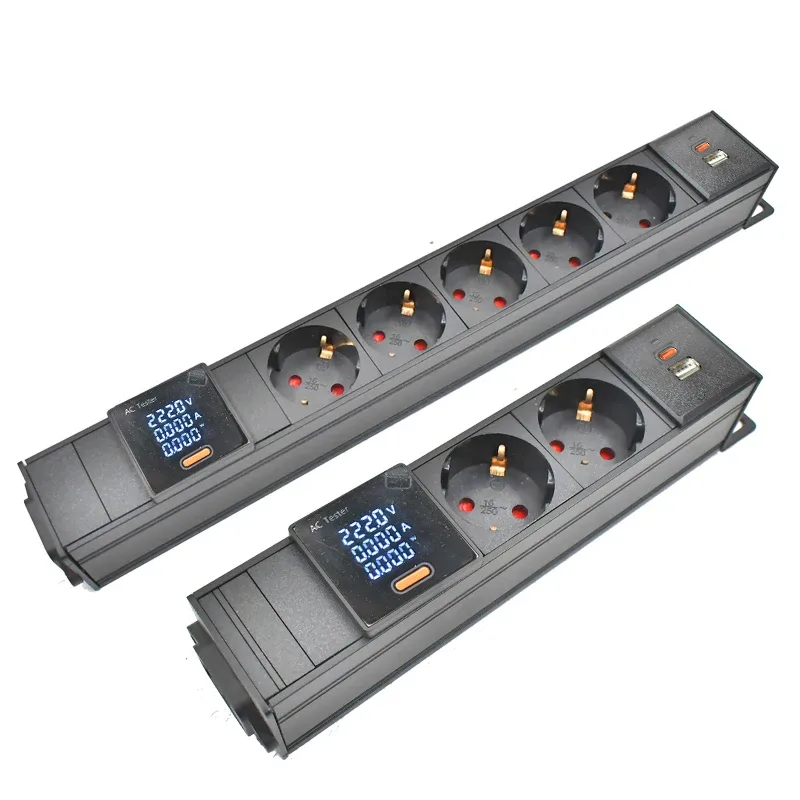 Multiprise PDU C14 pour rack réseau avec prises EU, voltmètre et port USB-C 15W - Image 1
