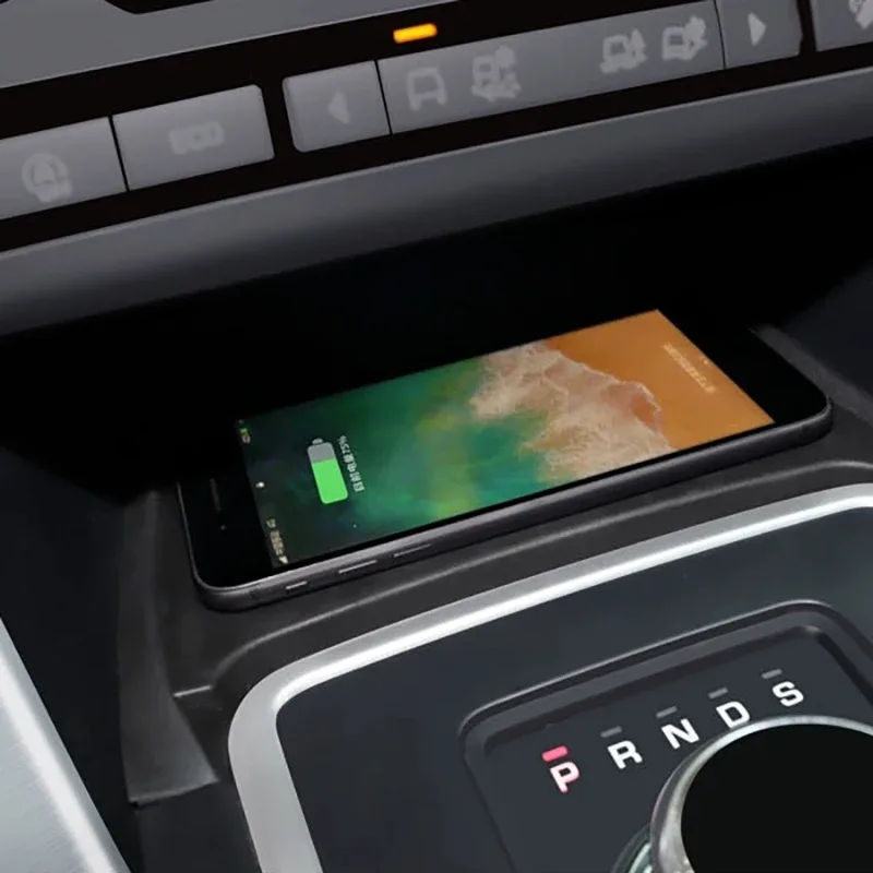 Land Rover Discovery Sport Wireless Charger