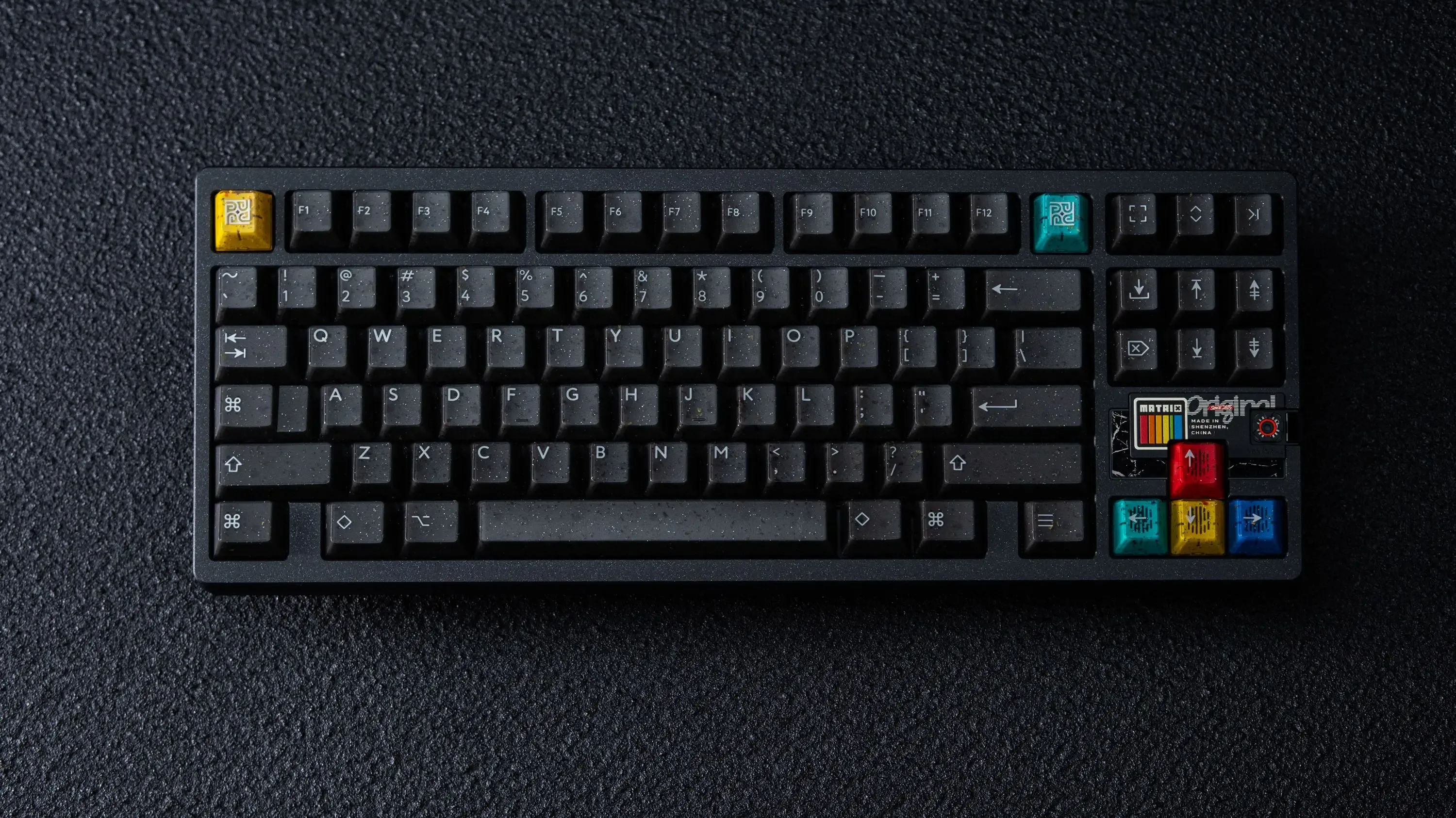 PBTfans Neon Inter Layout