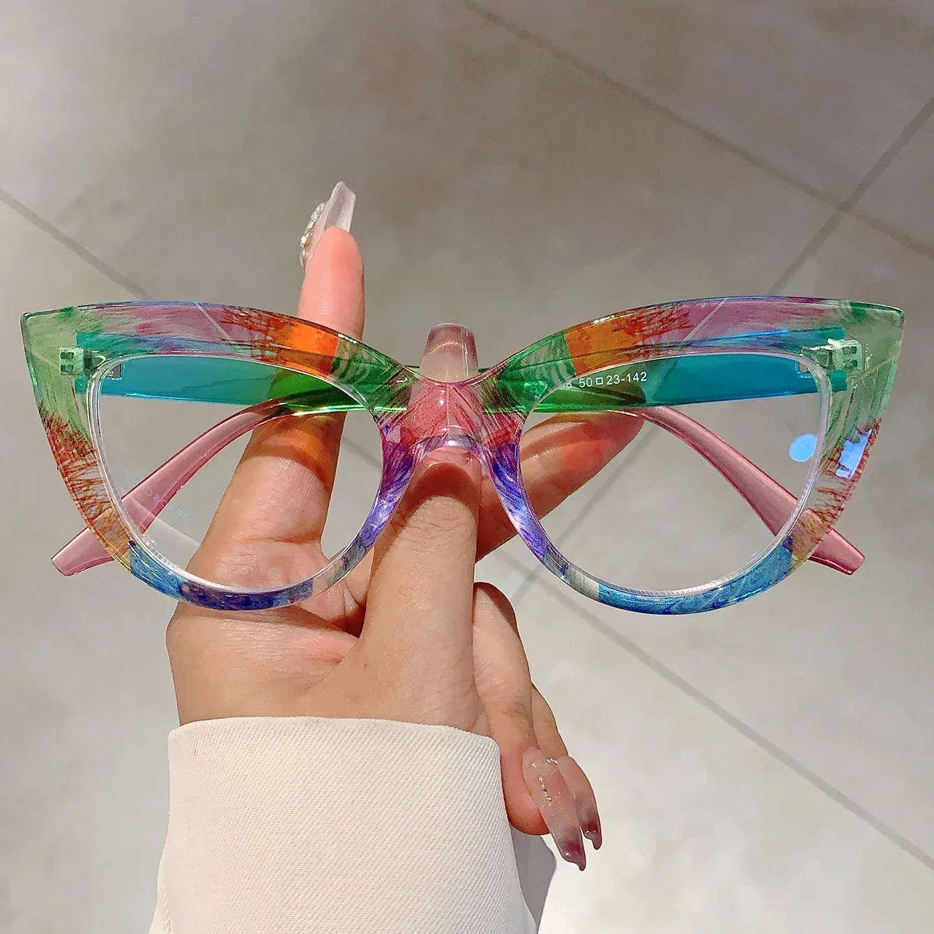 Lunettes anti-lumière bleue GM LUMIAS - Style yeux de chat vintage pour femme - Image 2