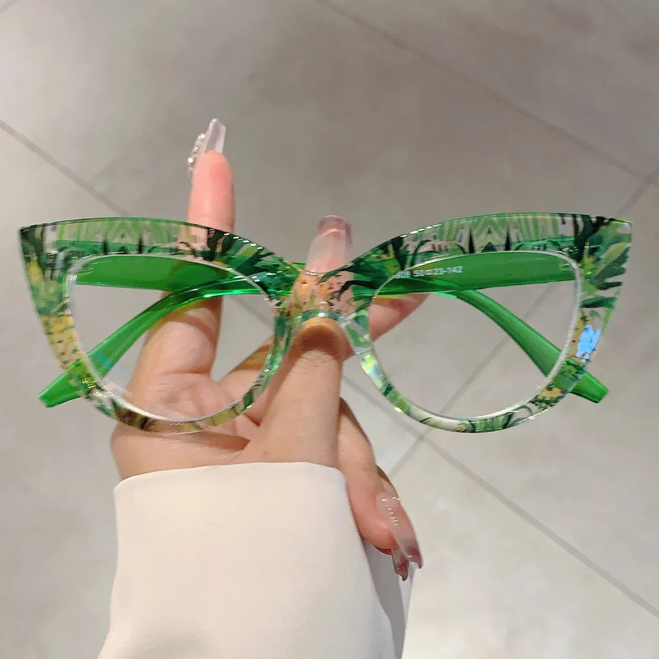Lunettes anti-lumière bleue GM LUMIAS - Style yeux de chat vintage pour femme - Image 3