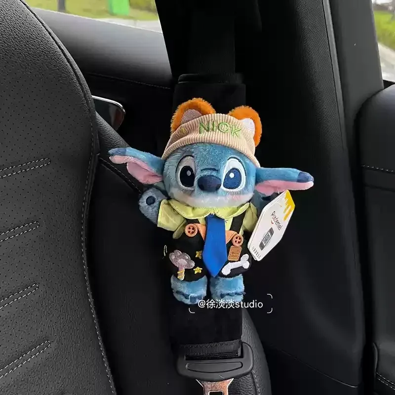 Paire de fourreaux de ceinture de sécurité en peluche Stitch et Judy Hopps - Image 2