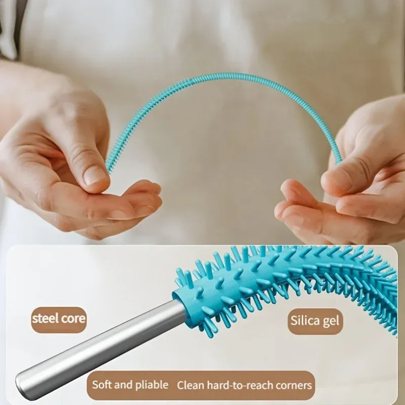 Brosse de nettoyage en silicone en situation d'utilisation
