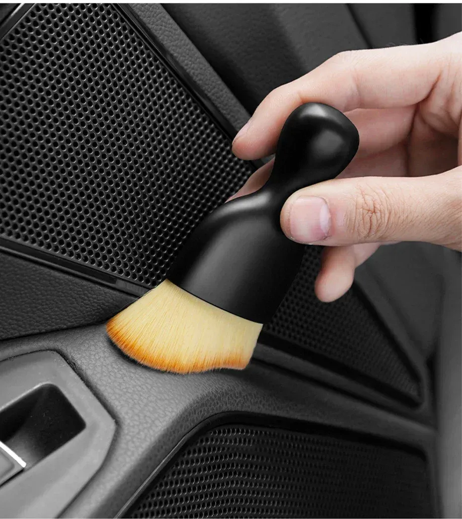 Brosse douce pour habitacle