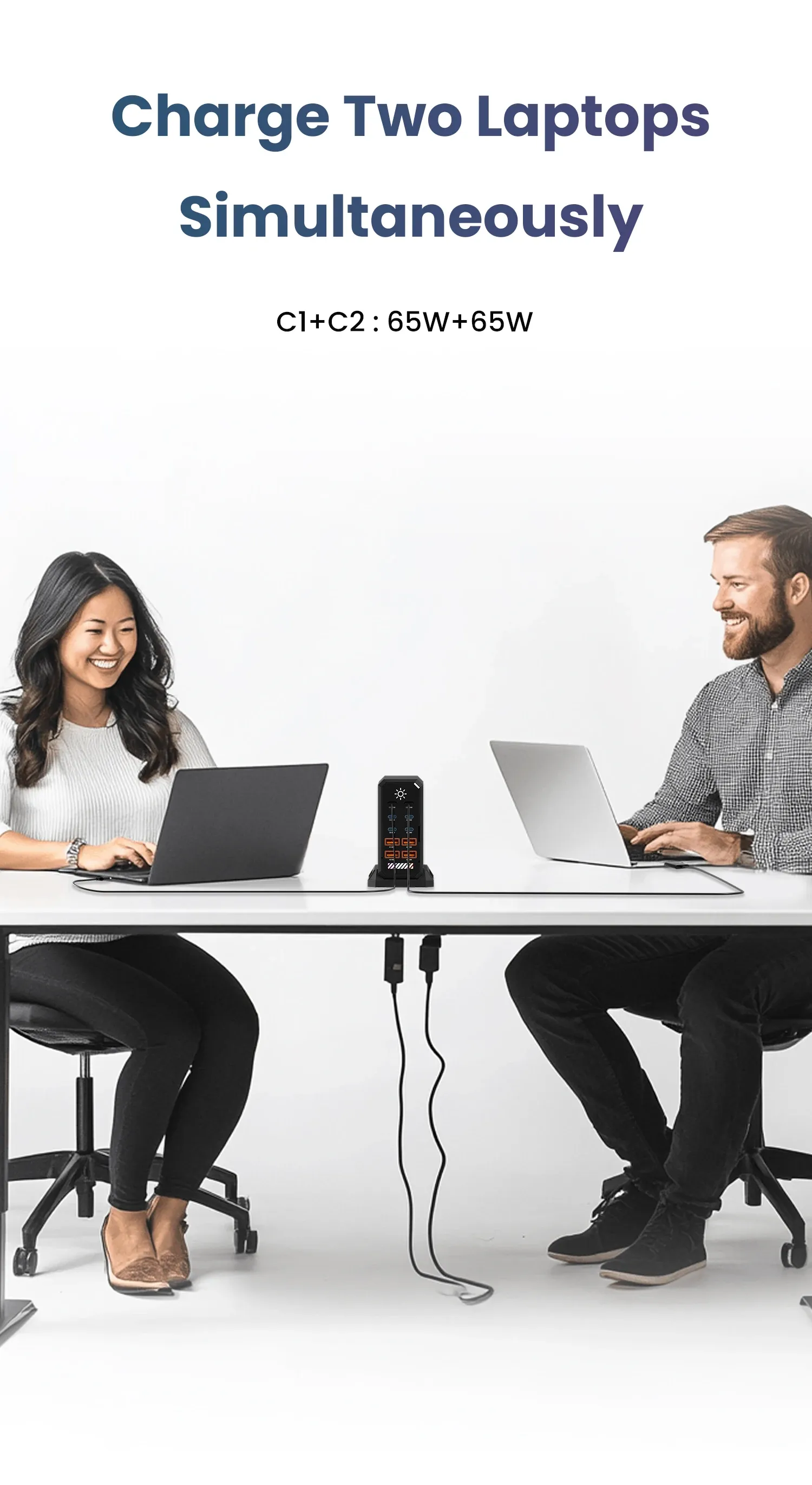 Station de charge en situation sur un bureau