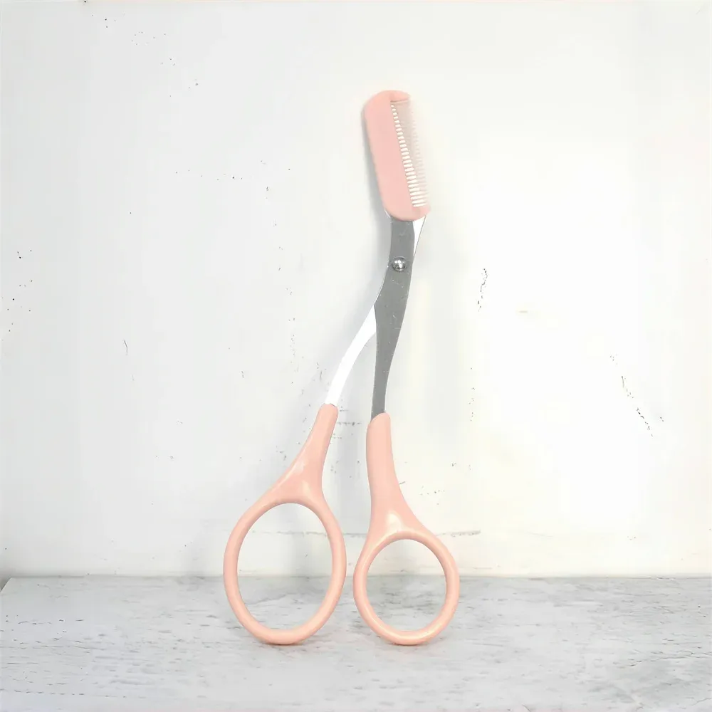 Accessoire de maquillage des sourcils