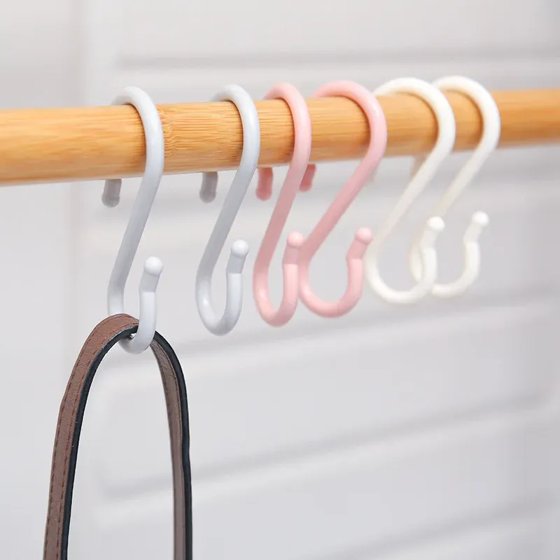 Lot de 8 crochets en plastique en forme de S pour porte, polyvalents pour cuisine, garde-robe et salle de bain - Image 1