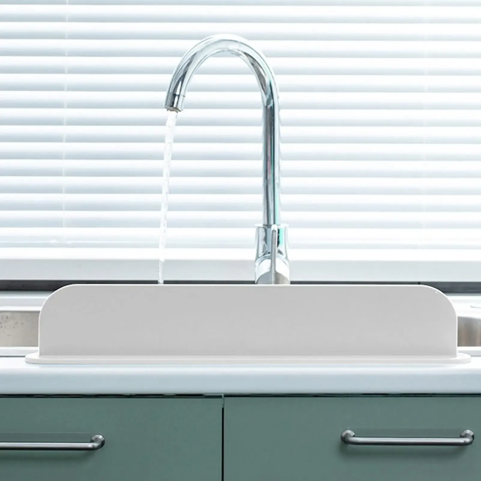 Déflecteur d'évier en silicone, protection anti-éclaboussures pour cuisine, barrière antidérapante pour le lavage de la vaisselle et des légumes, cloison adhésive 4