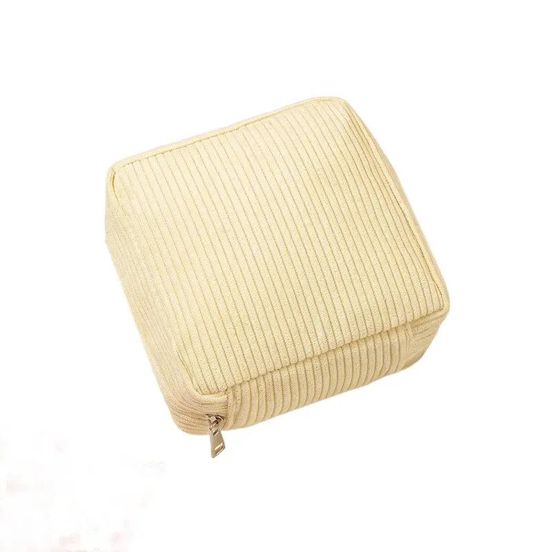 Pochette de rangement pour serviettes hygiéniques, trousse de voyage portable pour maquillage et rouge à lèvres, mini pochette multifonction pour écouteurs 9