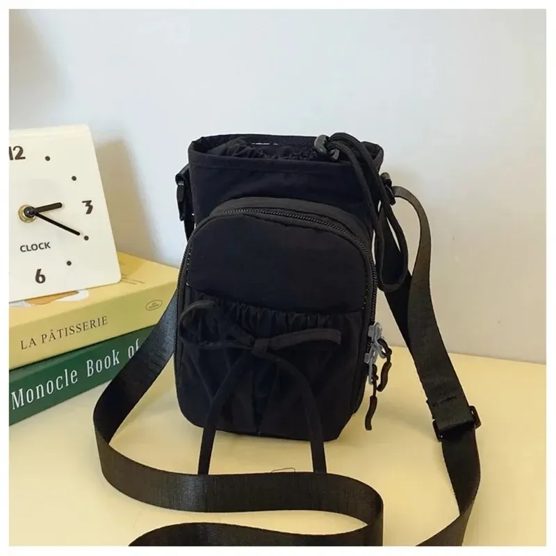 Sac bandoulière léger pour femme à design à nœuds, avec compartiment pour téléphone portable 7