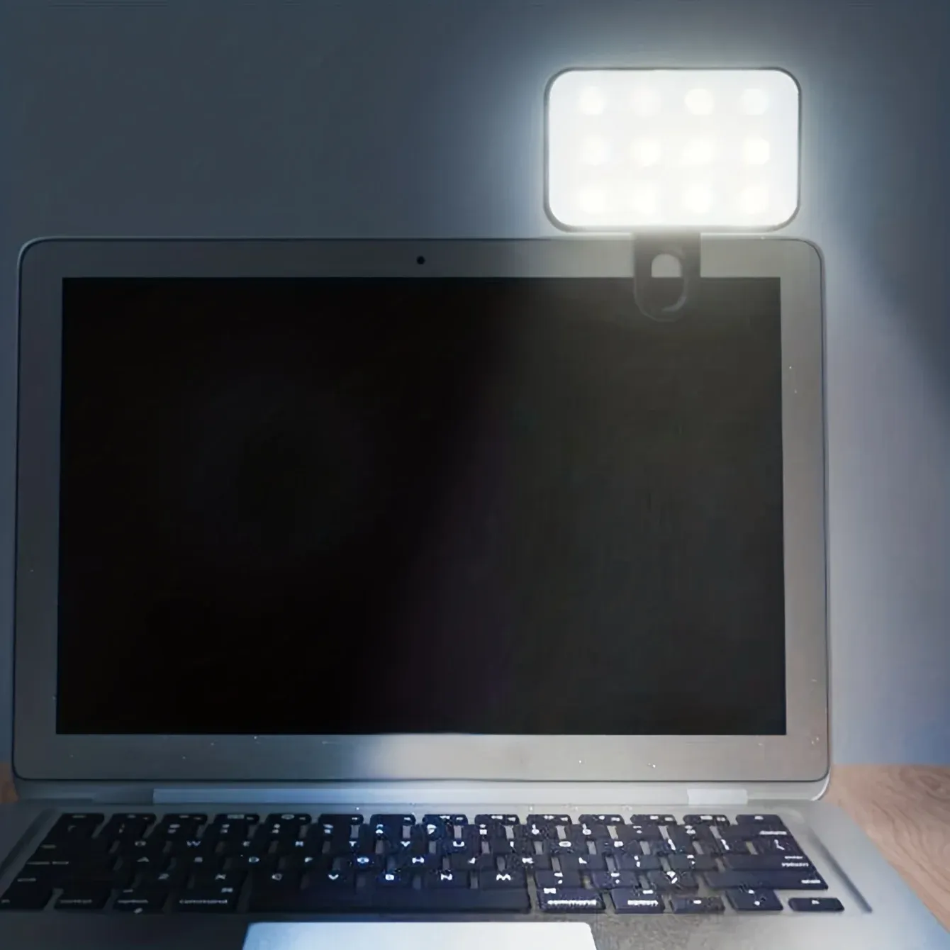 Mini lampe de remplissage portable pour selfie, avec 3 modes d'éclairage, luminosité réglable et pince de fixation pour téléphone portable et ordinateur 3