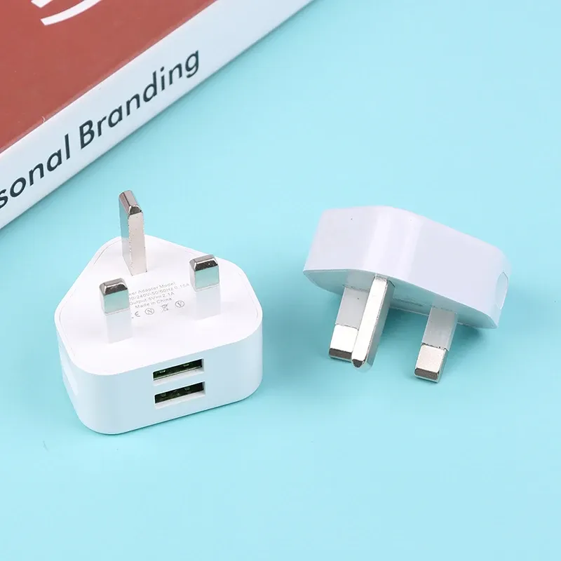Adaptateur de chargeur mural universel, mise en situation