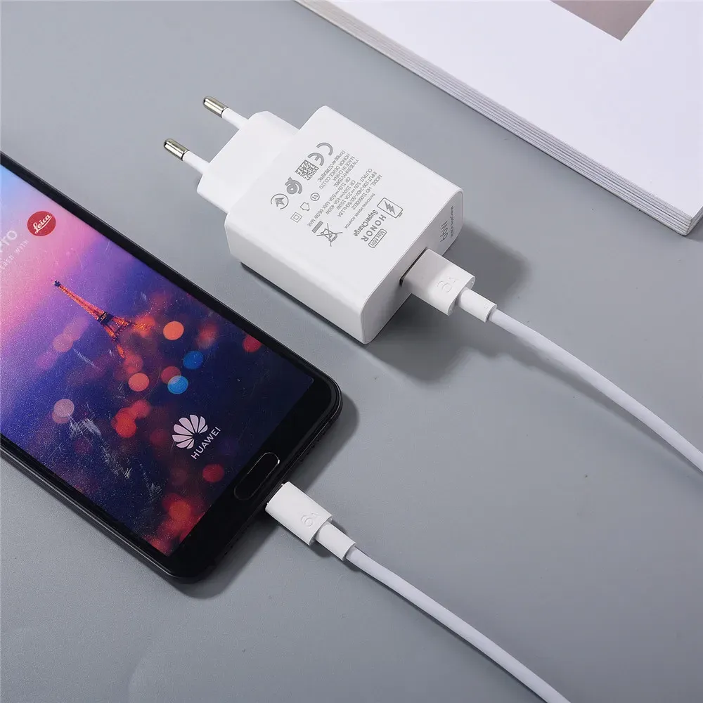 The source title is already in French, so it needs only light cleanup for a professional e-commerce listing, with the spammy-looking list of model numbers trimmed.

HONOR Chargeur d'origine 66W, adaptateur mural rapide EU/US, câble USB 6A – compatible Honor 60, 90, 80 Pro, X9C, Magic 7 Lite, Vs3, V3, Vs2 5