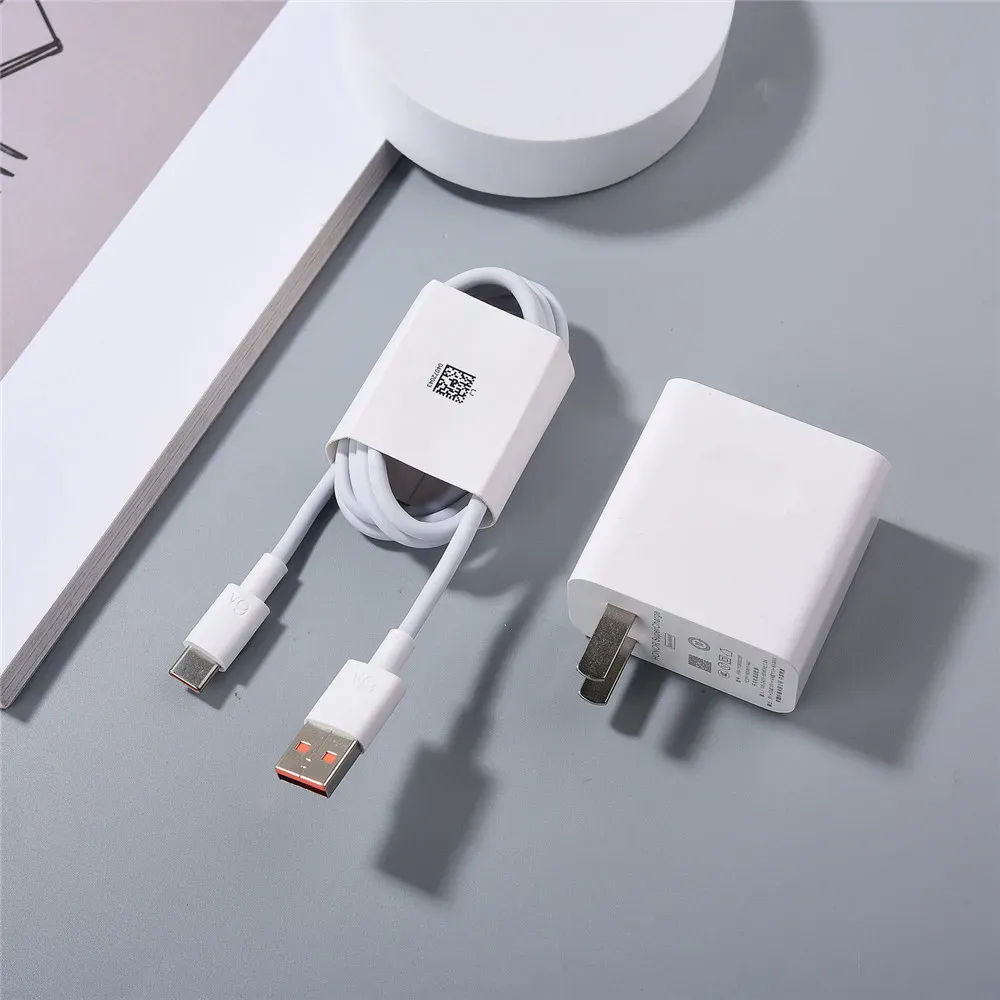 The source title is already in French, so it needs only light cleanup for a professional e-commerce listing, with the spammy-looking list of model numbers trimmed.

HONOR Chargeur d'origine 66W, adaptateur mural rapide EU/US, câble USB 6A – compatible Honor 60, 90, 80 Pro, X9C, Magic 7 Lite, Vs3, V3, Vs2 8