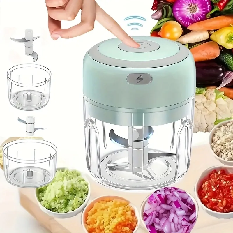 Mini hachoir portable en cuisine