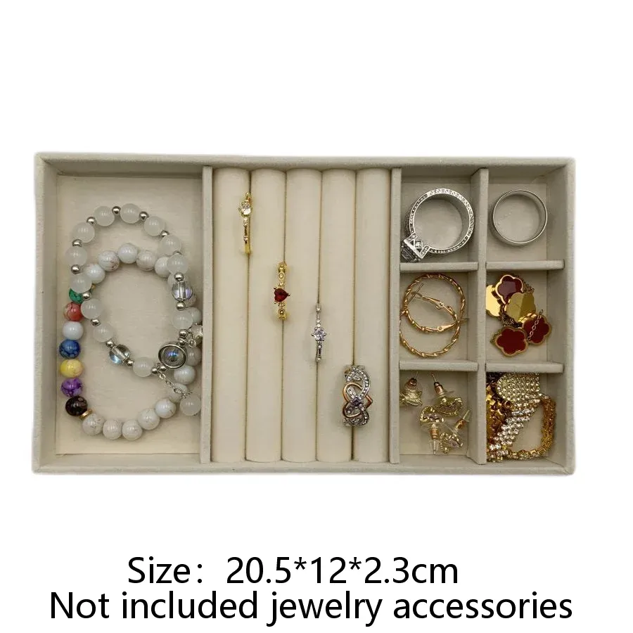 Présentation élégante des bijoux