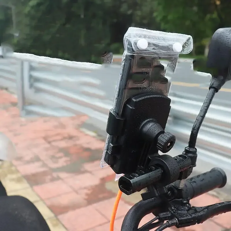 Pochette étanche transparente pour téléphone, utilisation à vélo