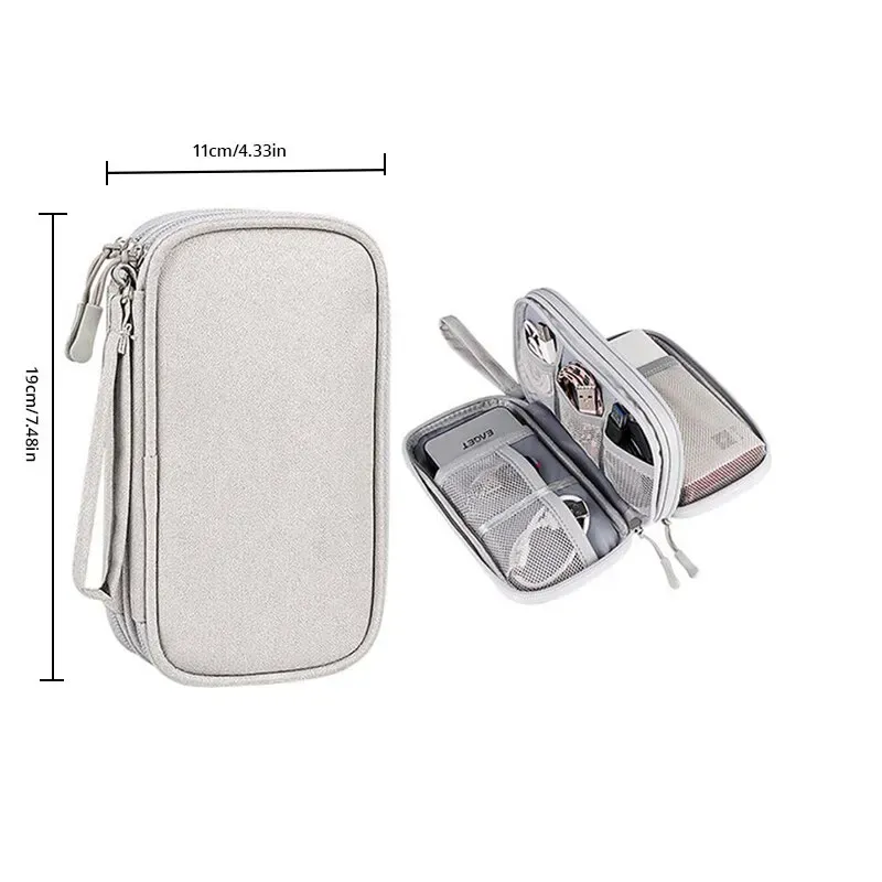 Pochette de rangement portable pour accessoires numériques : câbles USB, écouteurs et chargeur, format voyage 8