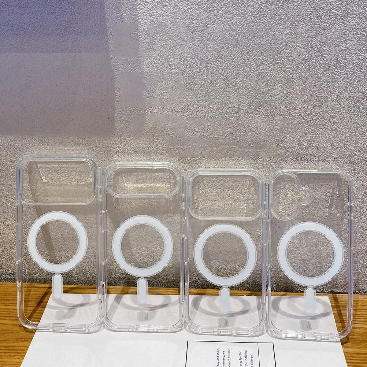 Coque transparente MagSafe pour iPhone, vue arrière