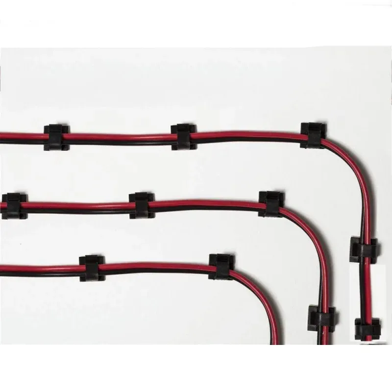 Clips de câbles pour console de jeux