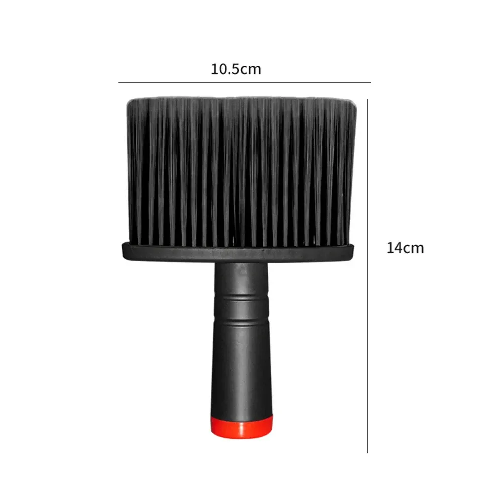 Brosse de détail de voiture, utilisation sur tableau de bord