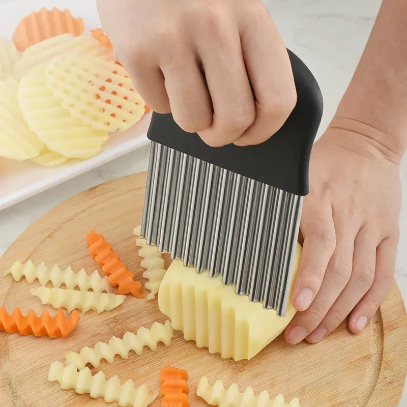 Coupe-frites ondulé en acier inoxydable pour pommes de terre, légumes et fruits 1