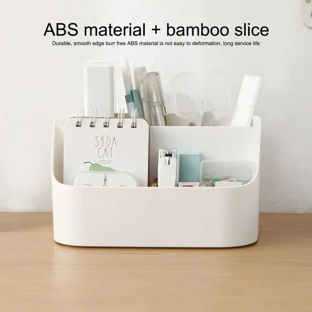 Organisateur de bureau rangé avec des fournitures