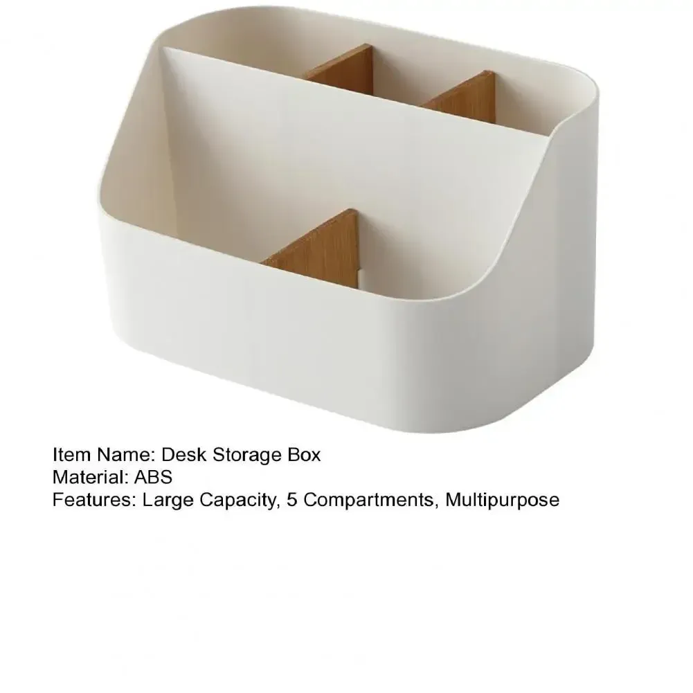 Organisateur de bureau sur une commode