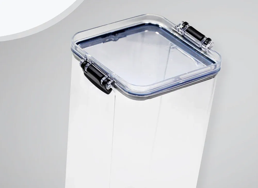 Détail de la boîte de rangement pour interrupteurs