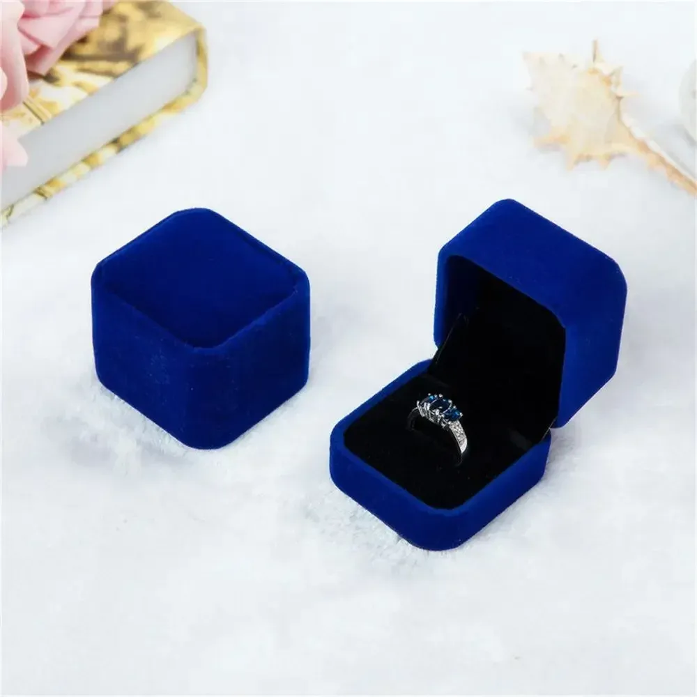 Boîte carrée rouge de fiançailles en velours pour boucles d'oreilles et bagues, organisateur pour cadeau de Saint-Valentin, présentoir de bagues de mariage, emballage de bijoux, vente en gros 7