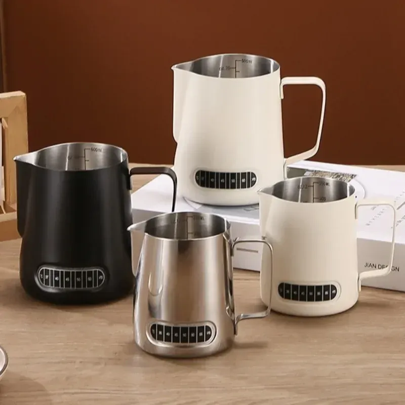 Pichet à mousse pour café et lait avec indicateur de température, échelle précise en acier inoxydable, repères de volume, pichet professionnel pour barista