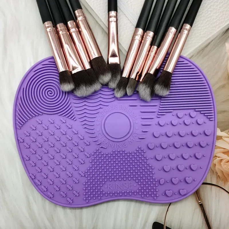 Détail du tapis de nettoyage en silicone
