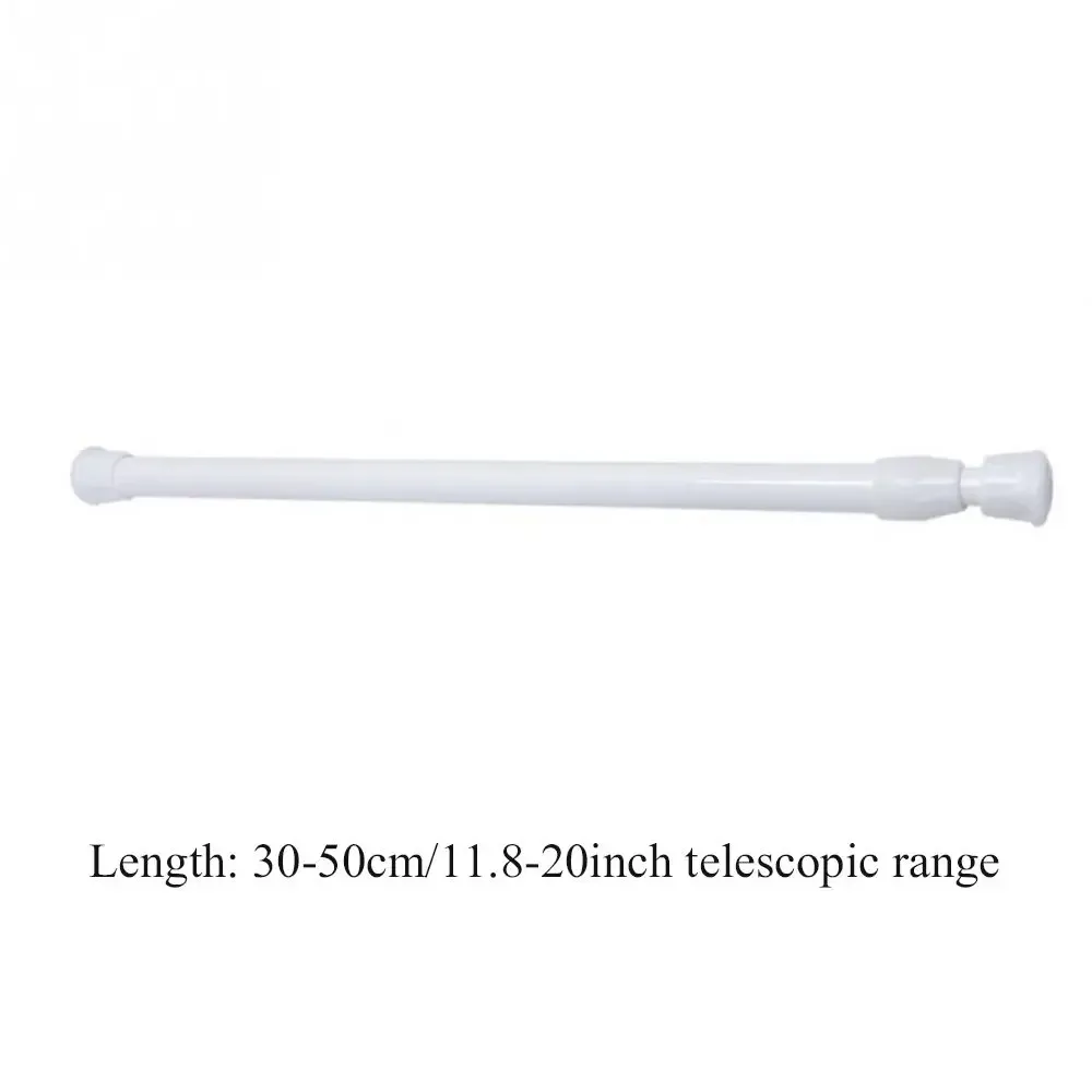 Tringle télescopique utilisée pour un rideau de douche