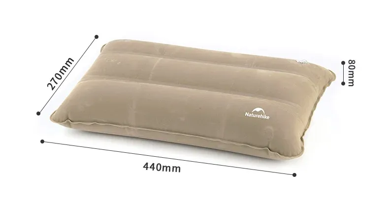Oreiller gonflable Naturehike en situation d'utilisation