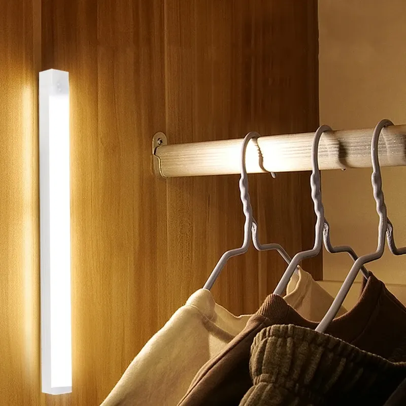 Lampe LED sans fil, vue détaillée
