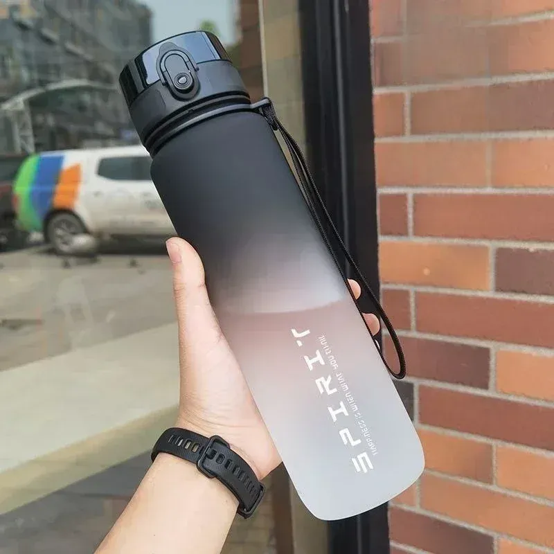 Gourde de sport en plastique colorée, grande capacité, 1 litre 7