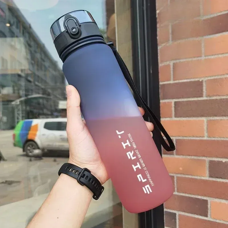Gourde de sport en plastique colorée, grande capacité, 1 litre 8