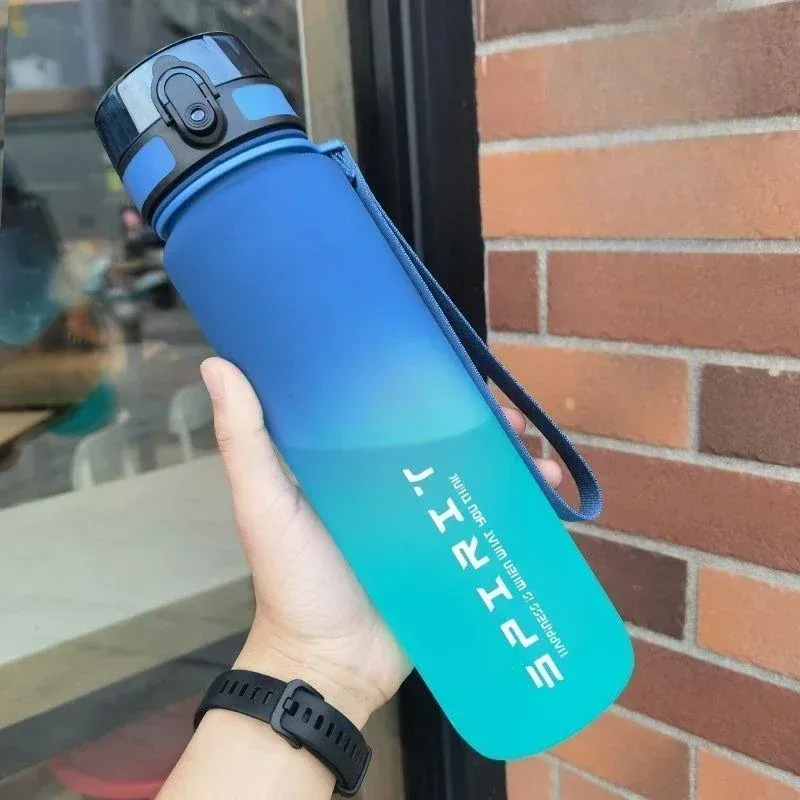 Gourde de sport en plastique colorée, grande capacité, 1 litre 9