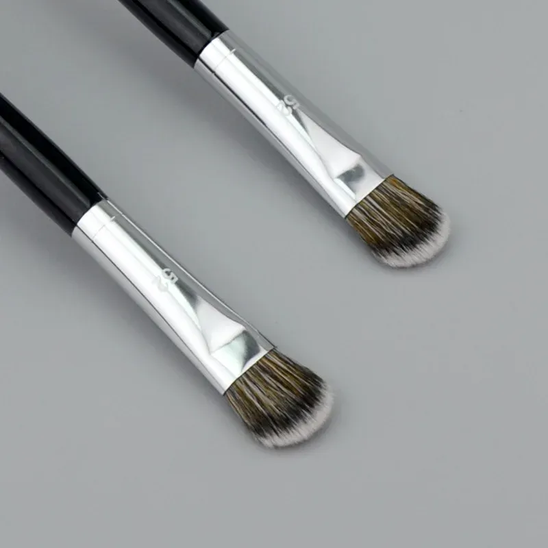 Pinceau de maquillage professionnel