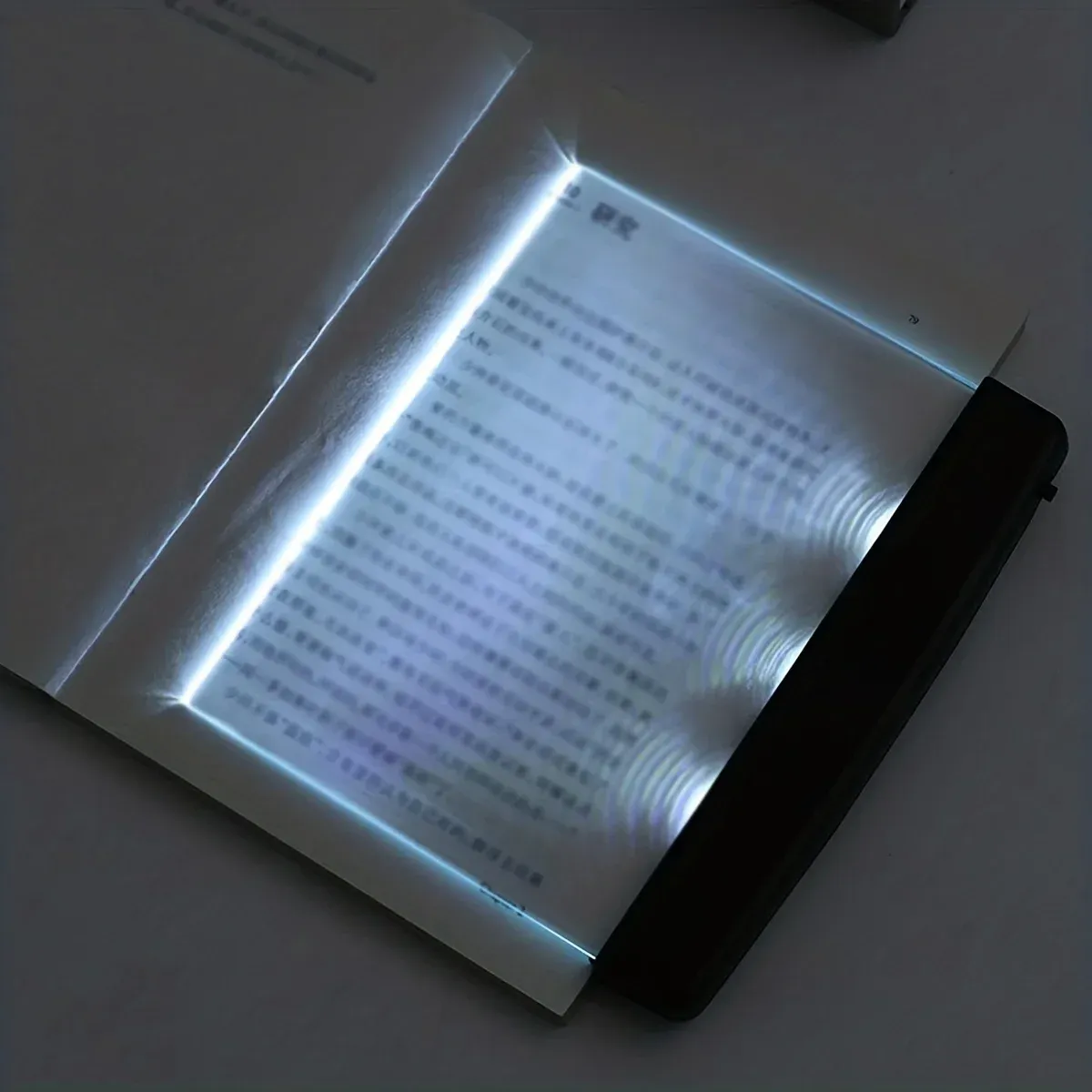 Lampe de lecture LED à vision nocturne, détail du design