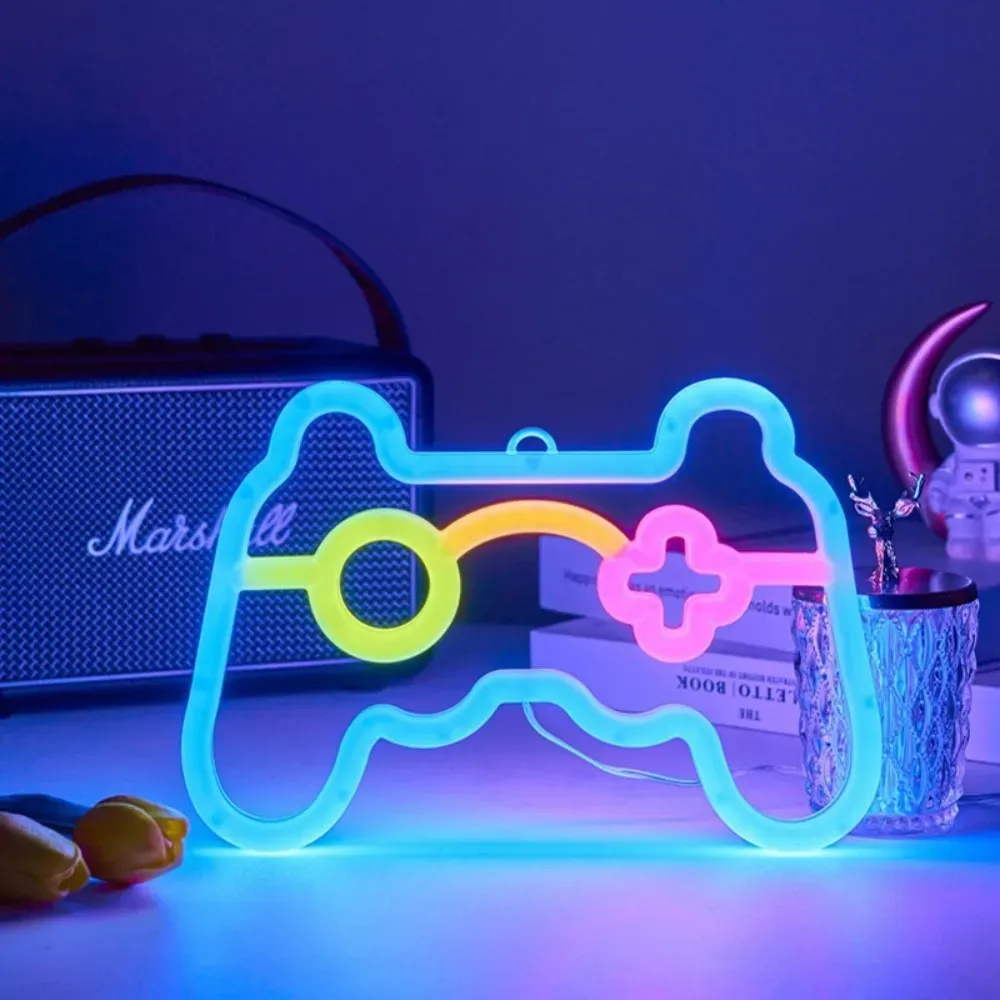Lampe néon LED en situation dans une salle de jeux