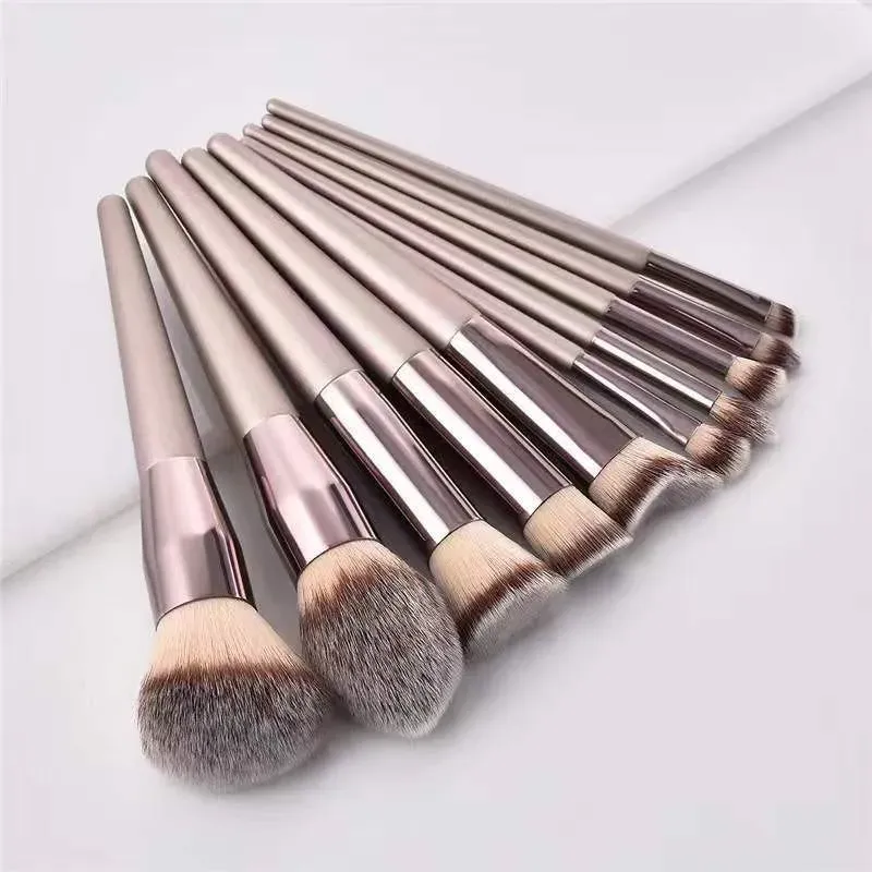 Ensemble de pinceaux de maquillage 10 pièces, pinceaux or champagne, poils vegan sans cruauté, kit complet pour le maquillage du visage et des yeux 1