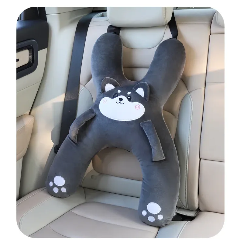 Coussin de nuque pour enfant à fixer sur la ceinture de sécurité, pour un maintien de la tête et un sommeil confortable pendant les longs trajets 7
