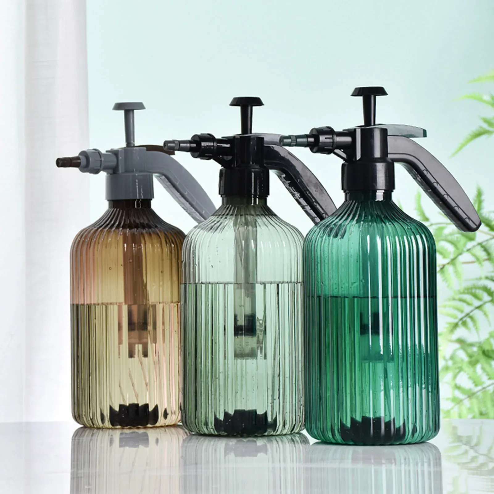Pulvérisateur de jardin 2 L à buse réglable et brume fine, pour plantes d'intérieur, nettoyage et soin des animaux 5