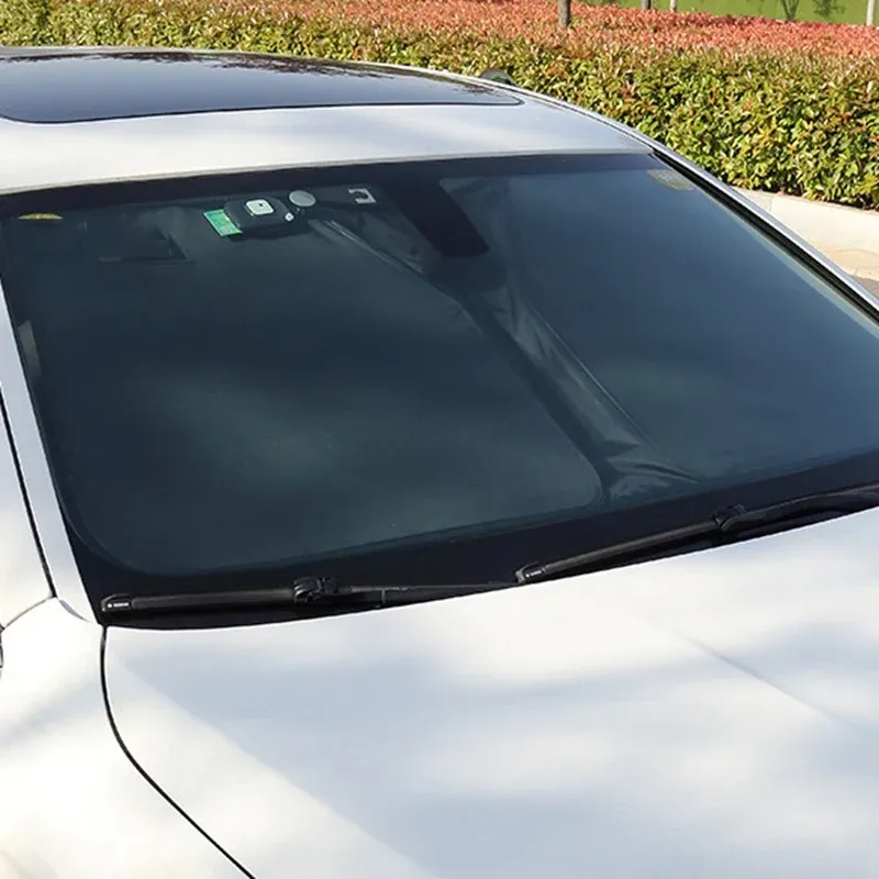Pare-soleil Tesla Model Y détail de la finition